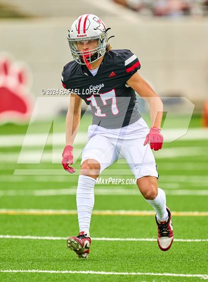 Thumbnail 2 in Cypress Springs vs. Tomball (UIL 6A D2 Football Bi-District) photogallery.