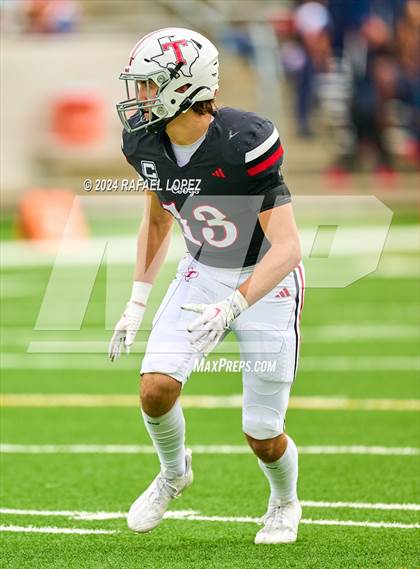 Thumbnail 3 in Cypress Springs vs. Tomball (UIL 6A D2 Football Bi-District) photogallery.