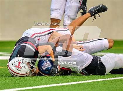 Thumbnail 1 in Cypress Springs vs. Tomball (UIL 6A D2 Football Bi-District) photogallery.