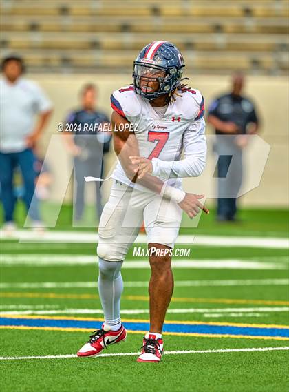 Thumbnail 3 in Cypress Springs vs. Tomball (UIL 6A D2 Football Bi-District) photogallery.