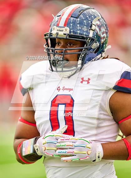 Thumbnail 3 in Cypress Springs vs. Tomball (UIL 6A D2 Football Bi-District) photogallery.