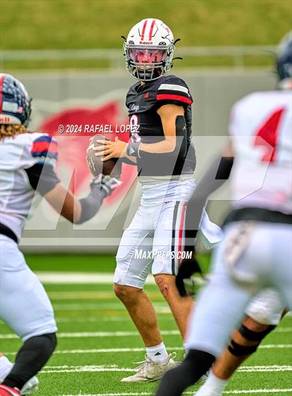 Thumbnail 3 in Cypress Springs vs. Tomball (UIL 6A D2 Football Bi-District) photogallery.