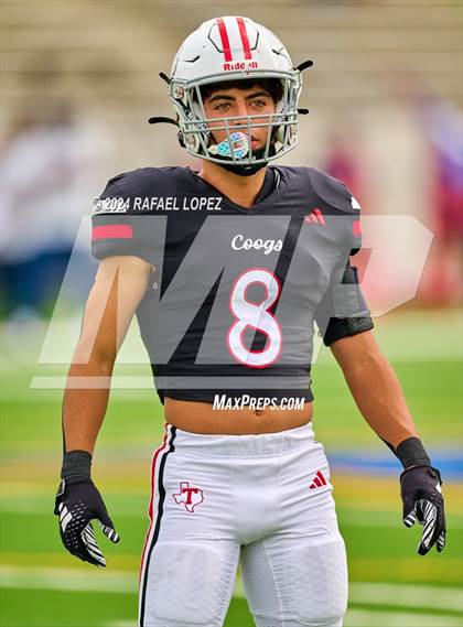 Thumbnail 3 in Cypress Springs vs. Tomball (UIL 6A D2 Football Bi-District) photogallery.