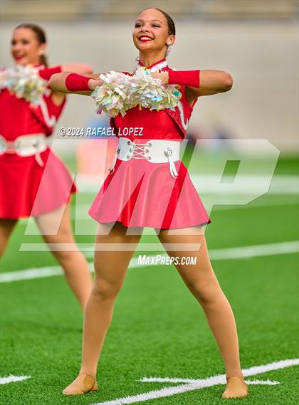 Thumbnail 3 in Cypress Springs vs. Tomball (UIL 6A D2 Football Bi-District) photogallery.