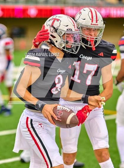Thumbnail 1 in Cypress Springs vs. Tomball (UIL 6A D2 Football Bi-District) photogallery.