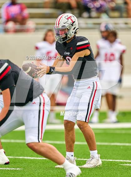 Thumbnail 2 in Cypress Springs vs. Tomball (UIL 6A D2 Football Bi-District) photogallery.