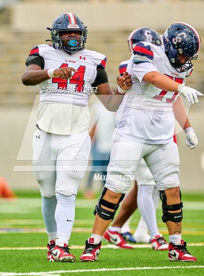Thumbnail 1 in Cypress Springs vs. Tomball (UIL 6A D2 Football Bi-District) photogallery.