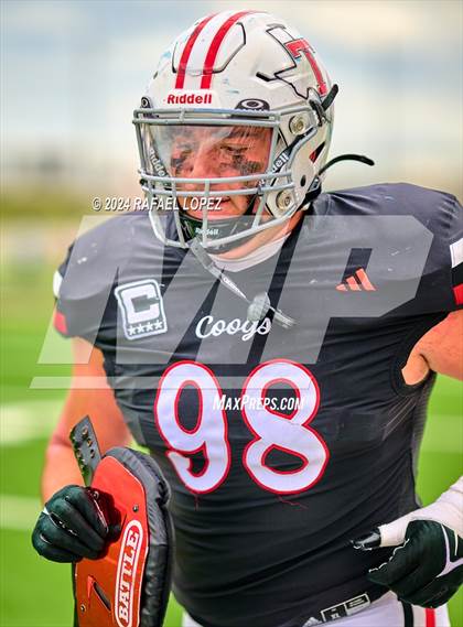 Thumbnail 2 in Cypress Springs vs. Tomball (UIL 6A D2 Football Bi-District) photogallery.