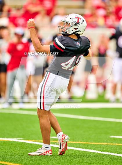 Thumbnail 2 in Cypress Springs vs. Tomball (UIL 6A D2 Football Bi-District) photogallery.
