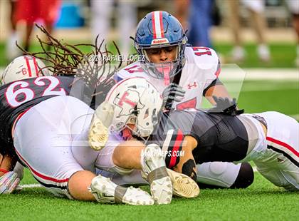 Thumbnail 3 in Cypress Springs vs. Tomball (UIL 6A D2 Football Bi-District) photogallery.