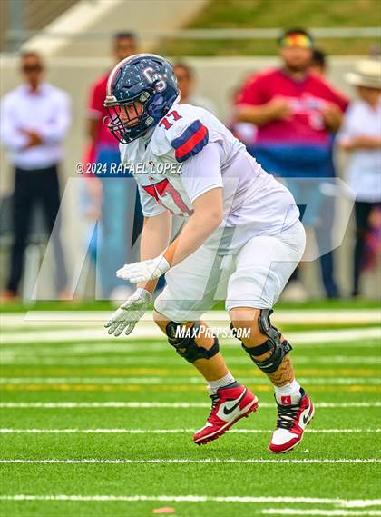 Thumbnail 1 in Cypress Springs vs. Tomball (UIL 6A D2 Football Bi-District) photogallery.