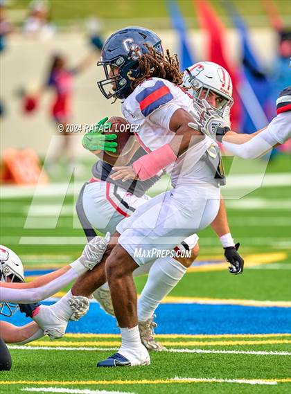 Thumbnail 2 in Cypress Springs vs. Tomball (UIL 6A D2 Football Bi-District) photogallery.