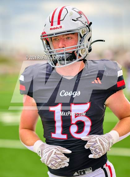 Thumbnail 2 in Cypress Springs vs. Tomball (UIL 6A D2 Football Bi-District) photogallery.