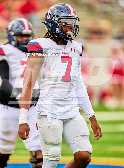 Thumbnail 1 in Cypress Springs vs. Tomball (UIL 6A D2 Football Bi-District) photogallery.