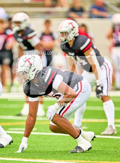 Thumbnail 3 in Cypress Springs vs. Tomball (UIL 6A D2 Football Bi-District) photogallery.
