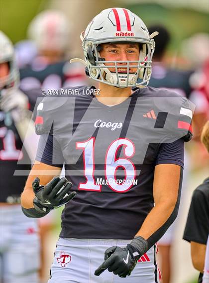 Thumbnail 1 in Cypress Springs vs. Tomball (UIL 6A D2 Football Bi-District) photogallery.