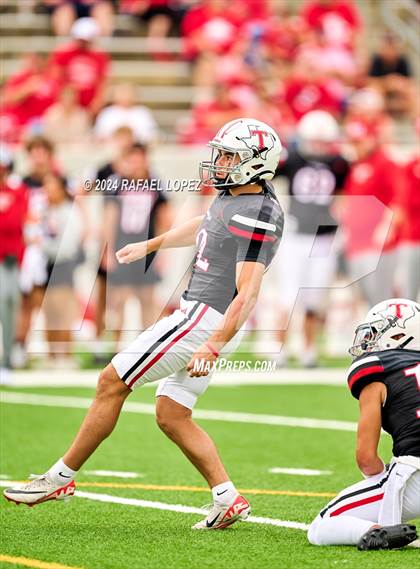 Thumbnail 1 in Cypress Springs vs. Tomball (UIL 6A D2 Football Bi-District) photogallery.