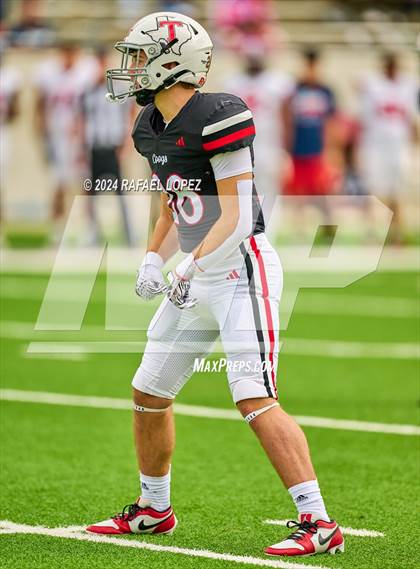 Thumbnail 3 in Cypress Springs vs. Tomball (UIL 6A D2 Football Bi-District) photogallery.