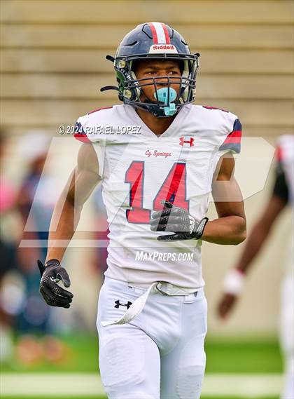 Thumbnail 3 in Cypress Springs vs. Tomball (UIL 6A D2 Football Bi-District) photogallery.