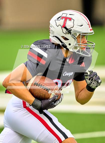 Thumbnail 3 in Cypress Springs vs. Tomball (UIL 6A D2 Football Bi-District) photogallery.