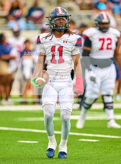 Thumbnail 1 in Cypress Springs vs. Tomball (UIL 6A D2 Football Bi-District) photogallery.