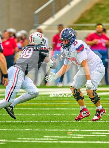 Thumbnail 2 in Cypress Springs vs. Tomball (UIL 6A D2 Football Bi-District) photogallery.