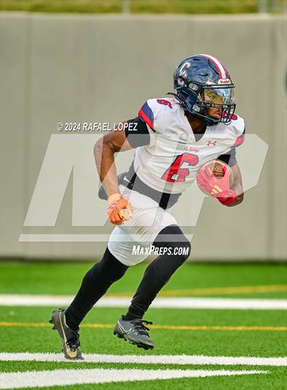 Thumbnail 2 in Cypress Springs vs. Tomball (UIL 6A D2 Football Bi-District) photogallery.