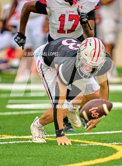 Thumbnail 3 in Cypress Springs vs. Tomball (UIL 6A D2 Football Bi-District) photogallery.