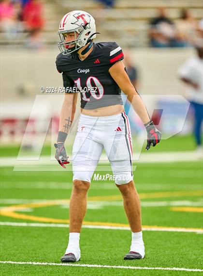 Thumbnail 1 in Cypress Springs vs. Tomball (UIL 6A D2 Football Bi-District) photogallery.