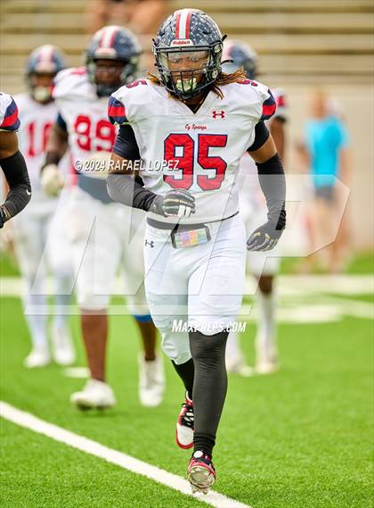 Thumbnail 3 in Cypress Springs vs. Tomball (UIL 6A D2 Football Bi-District) photogallery.