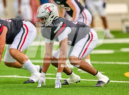 Thumbnail 1 in Cypress Springs vs. Tomball (UIL 6A D2 Football Bi-District) photogallery.