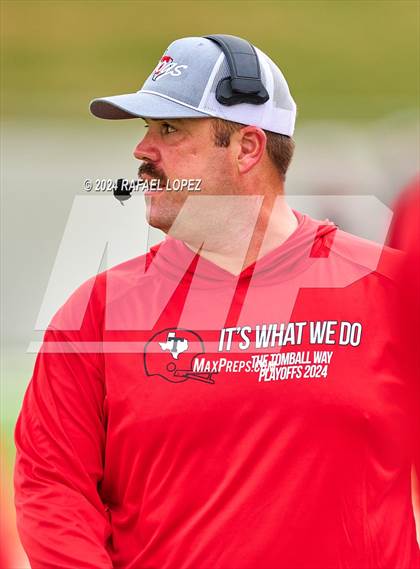 Thumbnail 1 in Cypress Springs vs. Tomball (UIL 6A D2 Football Bi-District) photogallery.