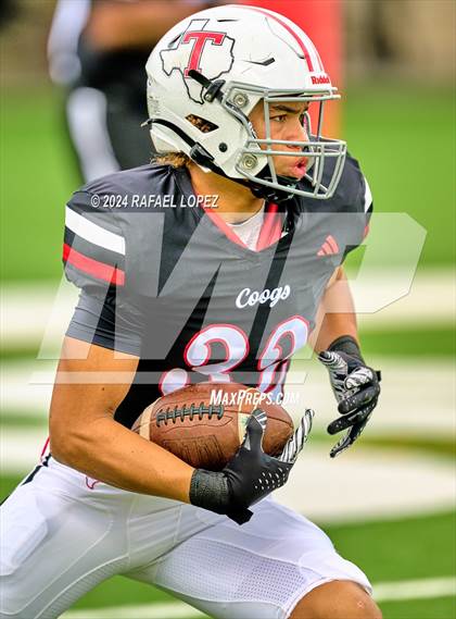 Thumbnail 1 in Cypress Springs vs. Tomball (UIL 6A D2 Football Bi-District) photogallery.