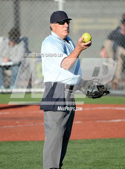 Thumbnail 1 in El Toro @ Laguna Hills photogallery.