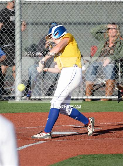 Thumbnail 2 in El Toro @ Laguna Hills photogallery.