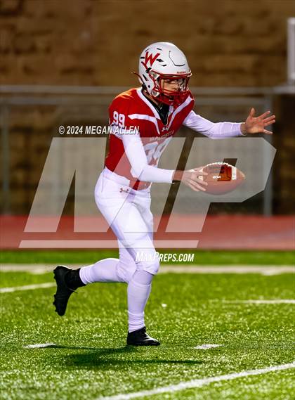 Thumbnail 3 in Wapakoneta vs. Bellbrook (OHSAA District 12 Regional Semifinal) photogallery.