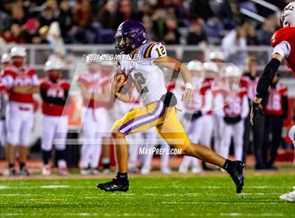 Thumbnail 3 in Wapakoneta vs. Bellbrook (OHSAA District 12 Regional Semifinal) photogallery.