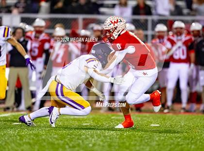 Thumbnail 3 in Wapakoneta vs. Bellbrook (OHSAA District 12 Regional Semifinal) photogallery.