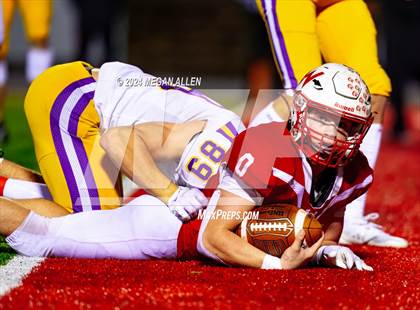 Thumbnail 2 in Wapakoneta vs. Bellbrook (OHSAA District 12 Regional Semifinal) photogallery.
