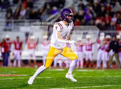 Thumbnail 1 in Wapakoneta vs. Bellbrook (OHSAA District 12 Regional Semifinal) photogallery.