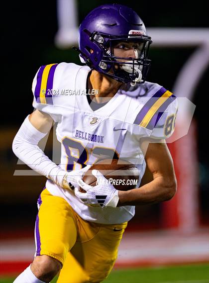 Thumbnail 1 in Wapakoneta vs. Bellbrook (OHSAA District 12 Regional Semifinal) photogallery.