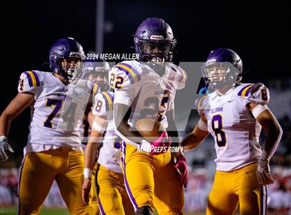 Thumbnail 1 in Wapakoneta vs. Bellbrook (OHSAA District 12 Regional Semifinal) photogallery.