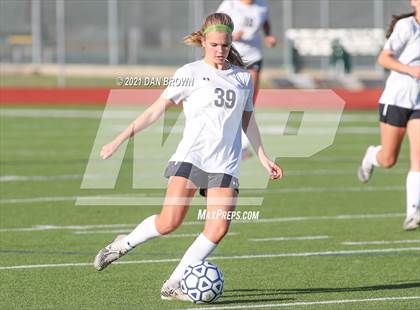 Thumbnail 3 in Rockwall vs Naaman Forest (UIL 6A Bi-District) photogallery.