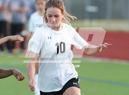 Thumbnail 1 in Rockwall vs Naaman Forest (UIL 6A Bi-District) photogallery.