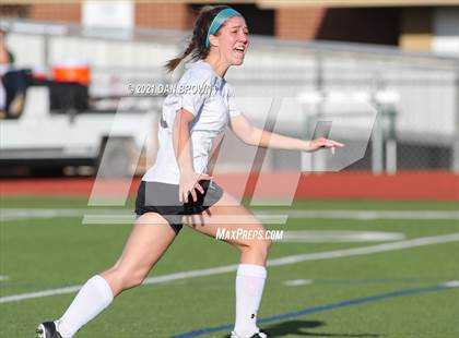 Thumbnail 3 in Rockwall vs Naaman Forest (UIL 6A Bi-District) photogallery.