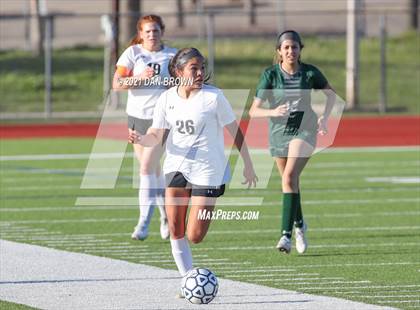 Thumbnail 3 in Rockwall vs Naaman Forest (UIL 6A Bi-District) photogallery.
