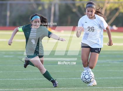Thumbnail 1 in Rockwall vs Naaman Forest (UIL 6A Bi-District) photogallery.