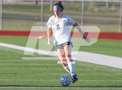 Thumbnail 3 in Rockwall vs Naaman Forest (UIL 6A Bi-District) photogallery.