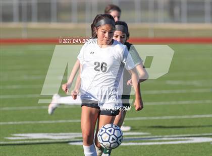 Thumbnail 2 in Rockwall vs Naaman Forest (UIL 6A Bi-District) photogallery.