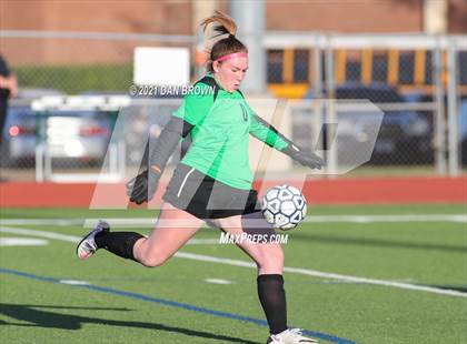 Thumbnail 2 in Rockwall vs Naaman Forest (UIL 6A Bi-District) photogallery.